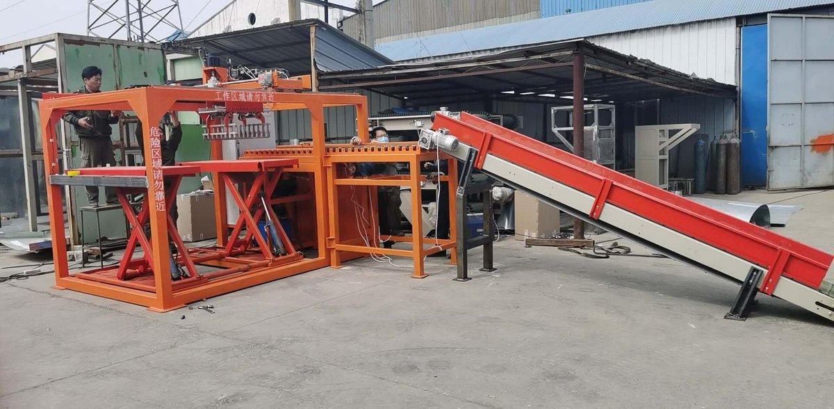 Automatic Stretch Wrapping & Pallet Conveyor System