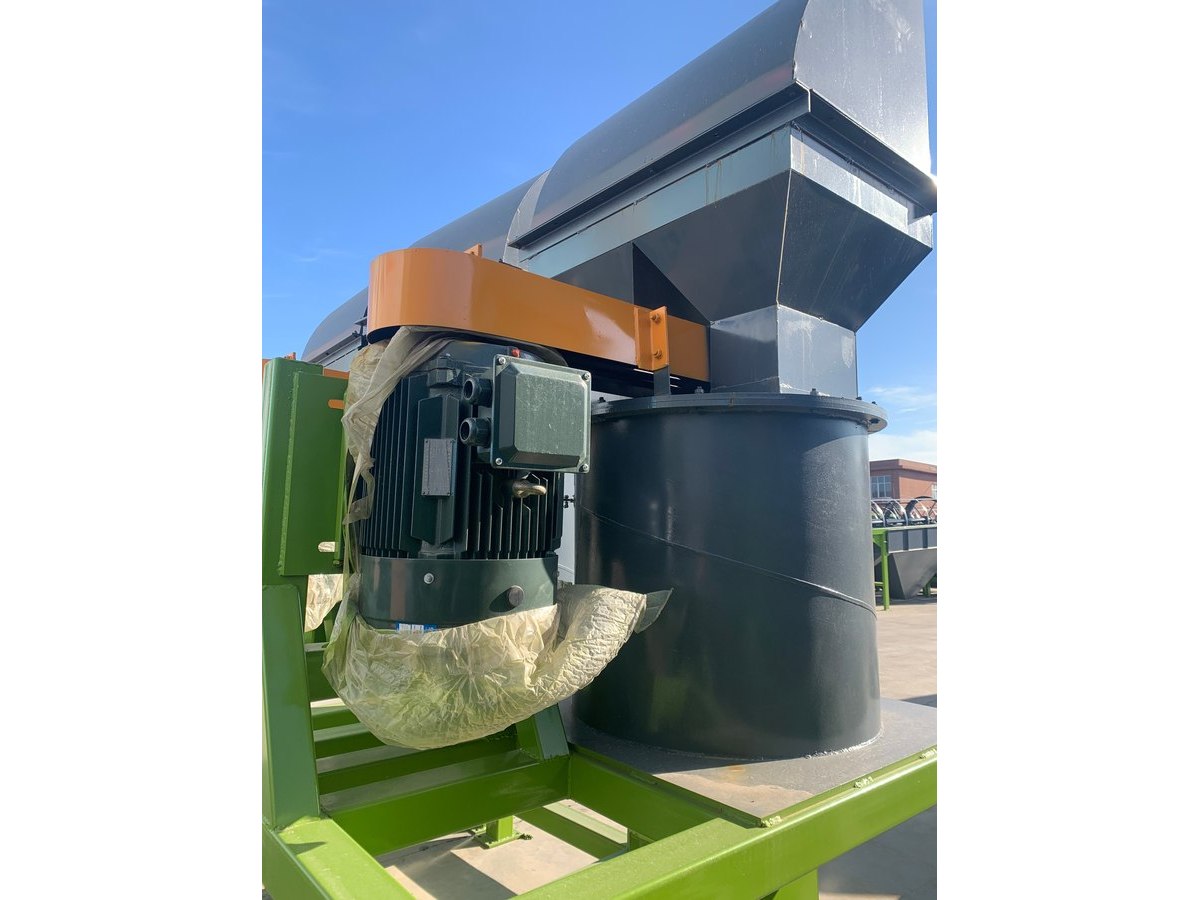 Vertical Crusher - detail 3