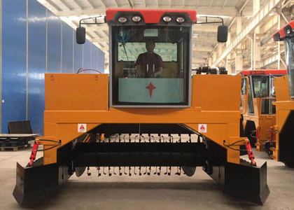 Crawler Window Compost Turner Yakapera Zvigadzirwa