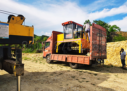 Crawler Type Compost Turner